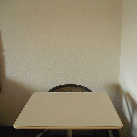 Caravan Inn Stephenville Room photo
