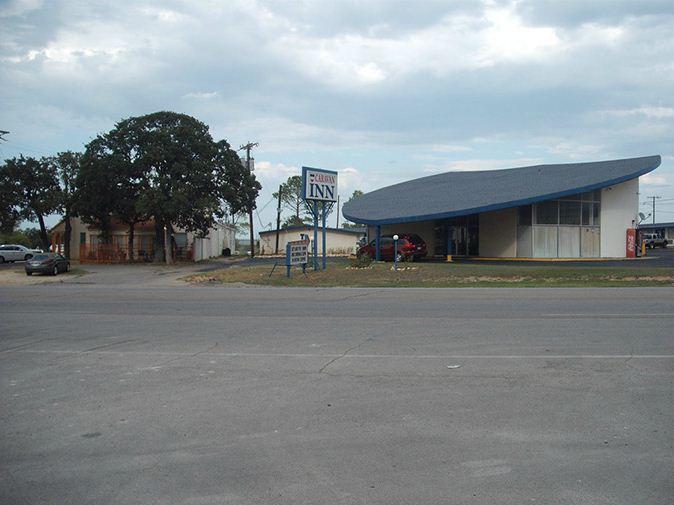 Caravan Inn Stephenville Exterior photo